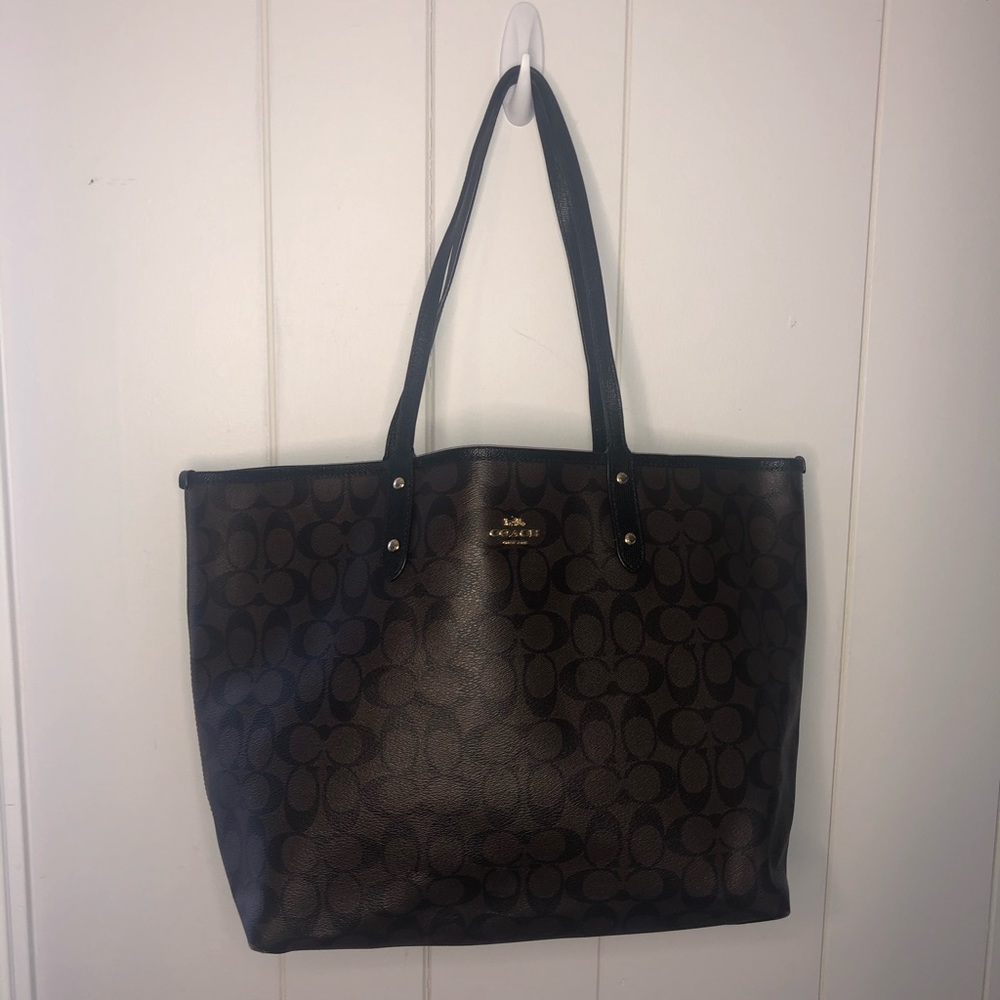 Coach tote with wristlet